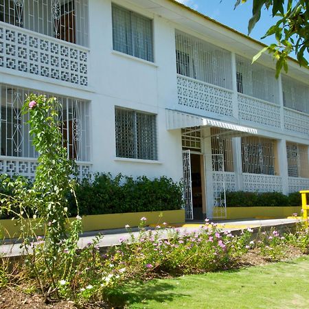 Adulo Apartments Bridgetown Exterior foto