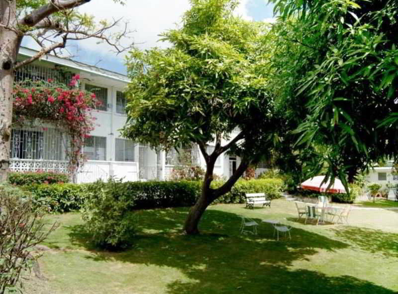 Adulo Apartments Bridgetown Exterior foto